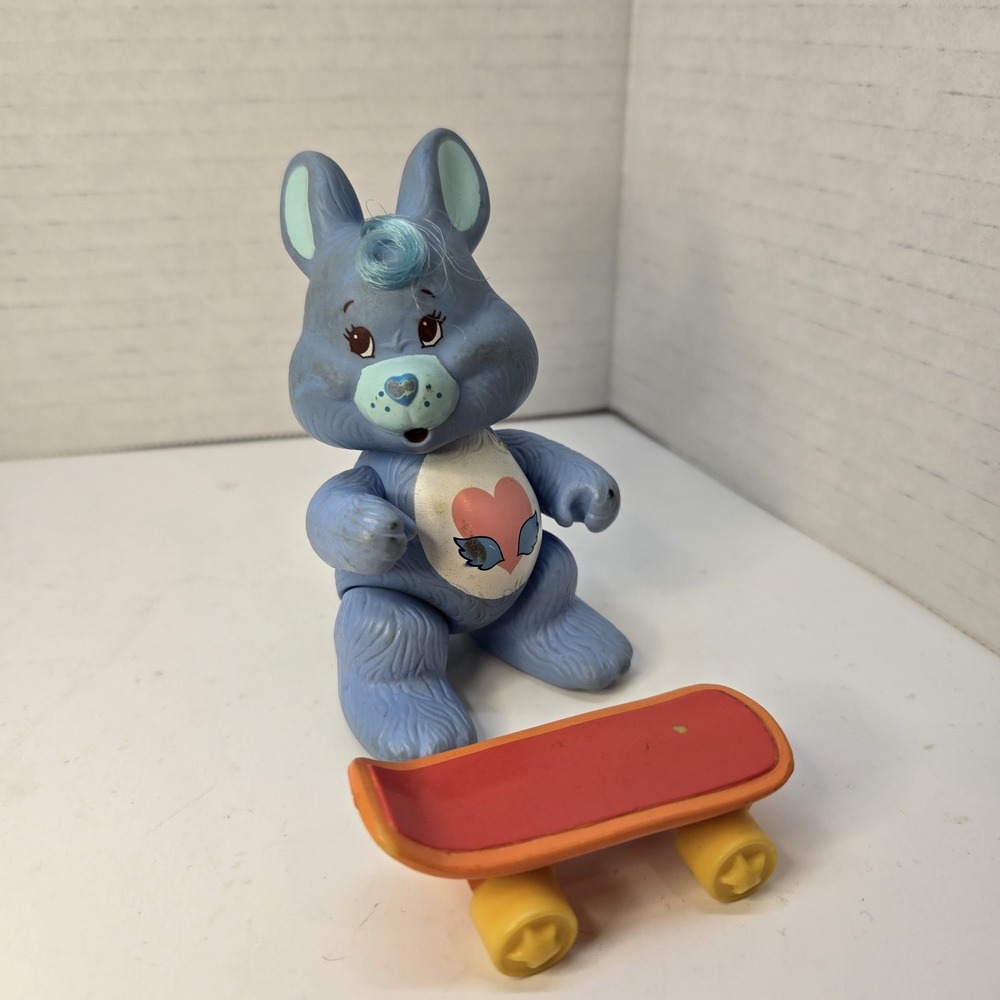 Vtg 1985 Care Bears Cousin Swift Heart Rabbit Toy Figure W Accessory Skateboard